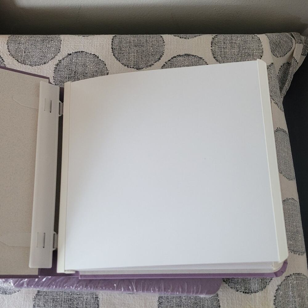 Creative Memories 7x7 Embossed Purple and Silver Star Scrapbook Album - Picture 3 of 4